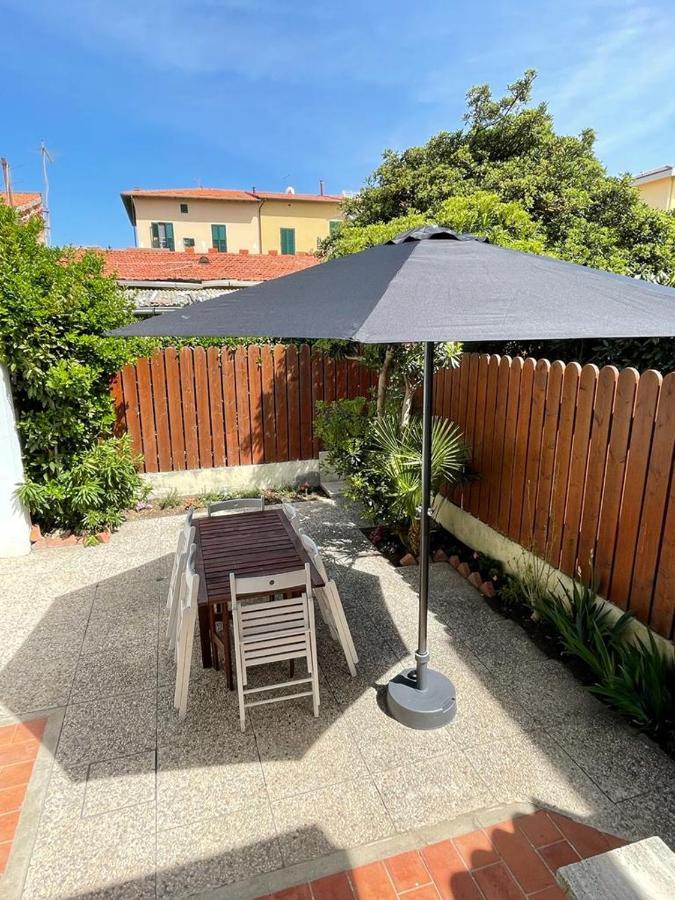 Azzurra House Apartment Marina Di Pisa Exterior photo